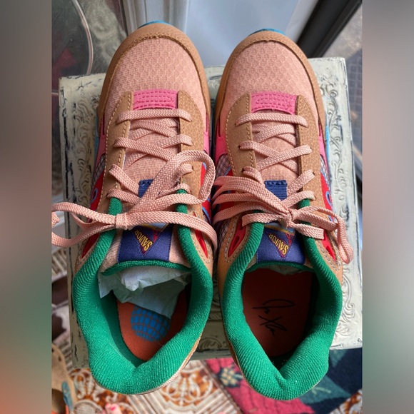 🆕 Saucony Savior Jae Tips Edition Sz 5 (Big Kid) OR EU 37 (Women’s 6.5/7) 🌟 - Picture 7 of 15